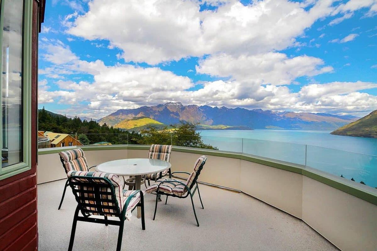 Ruby'S Fernhill Vista Villa Queenstown Exterior photo